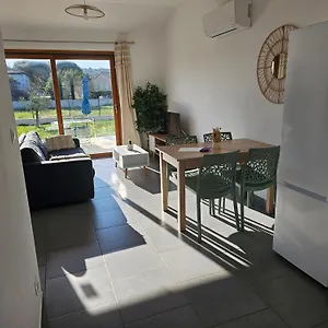  Hébergement de vacances Chez Laurie Et Jo